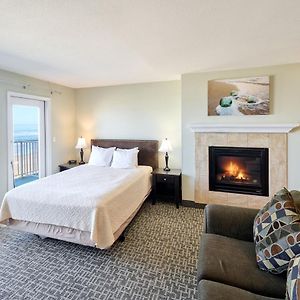 Oceanfront King Studio